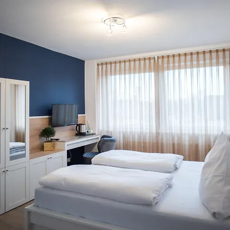 Hotel Leo 3*