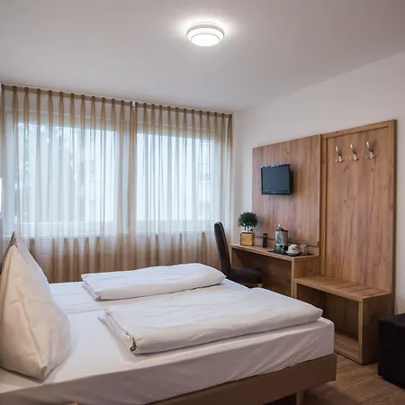 Leo Eggenstein-Leopoldshafen