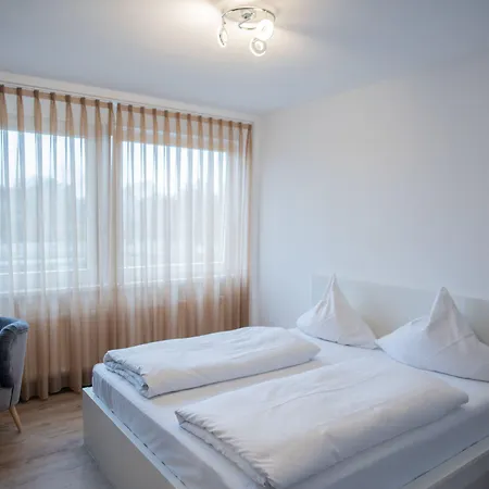 Hotel Leo